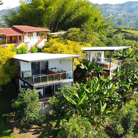 Hotel Campestre Alto Lindo En Guatapé Екстериор снимка