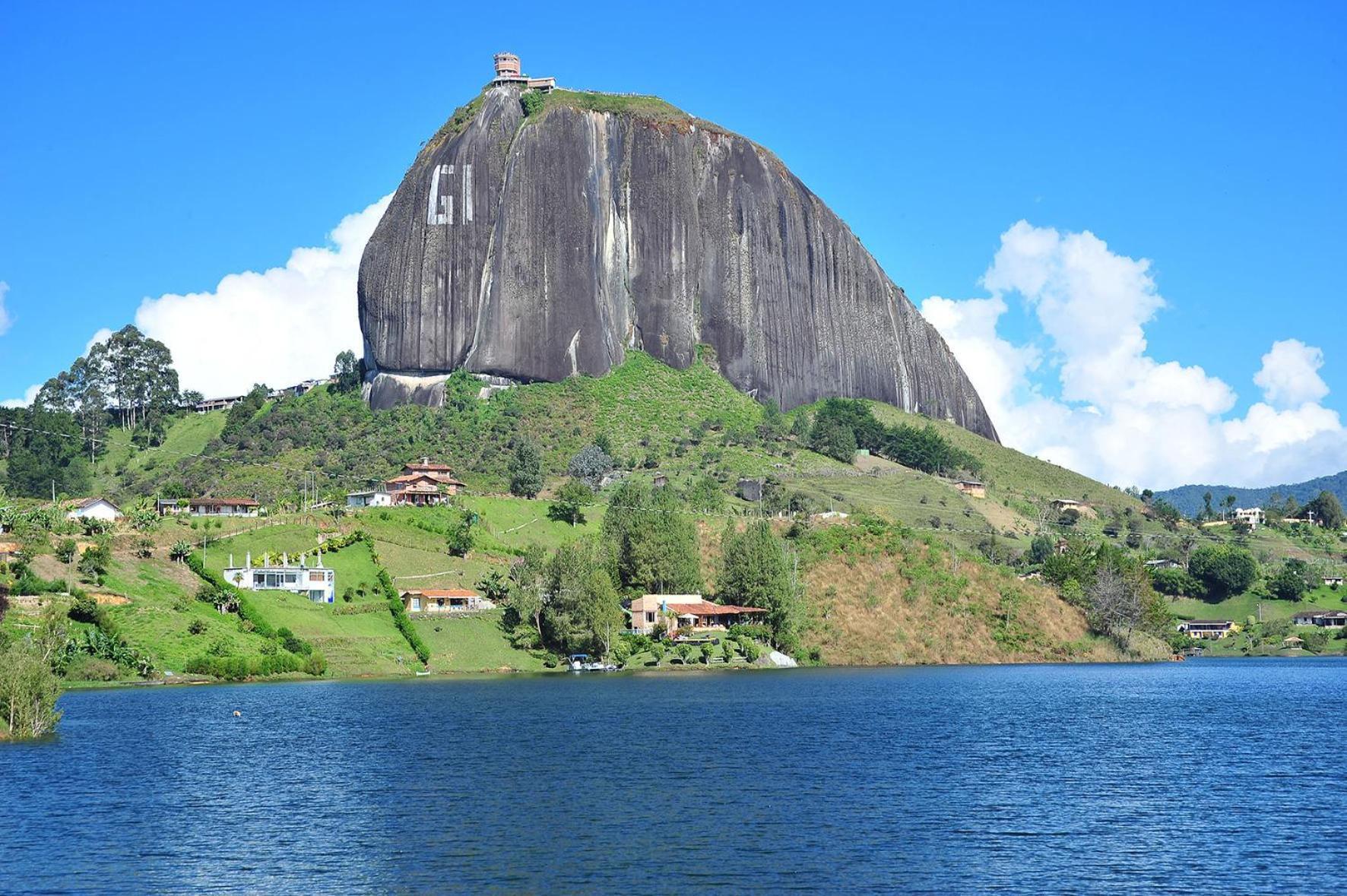 Hotel Campestre Alto Lindo En Guatapé Екстериор снимка