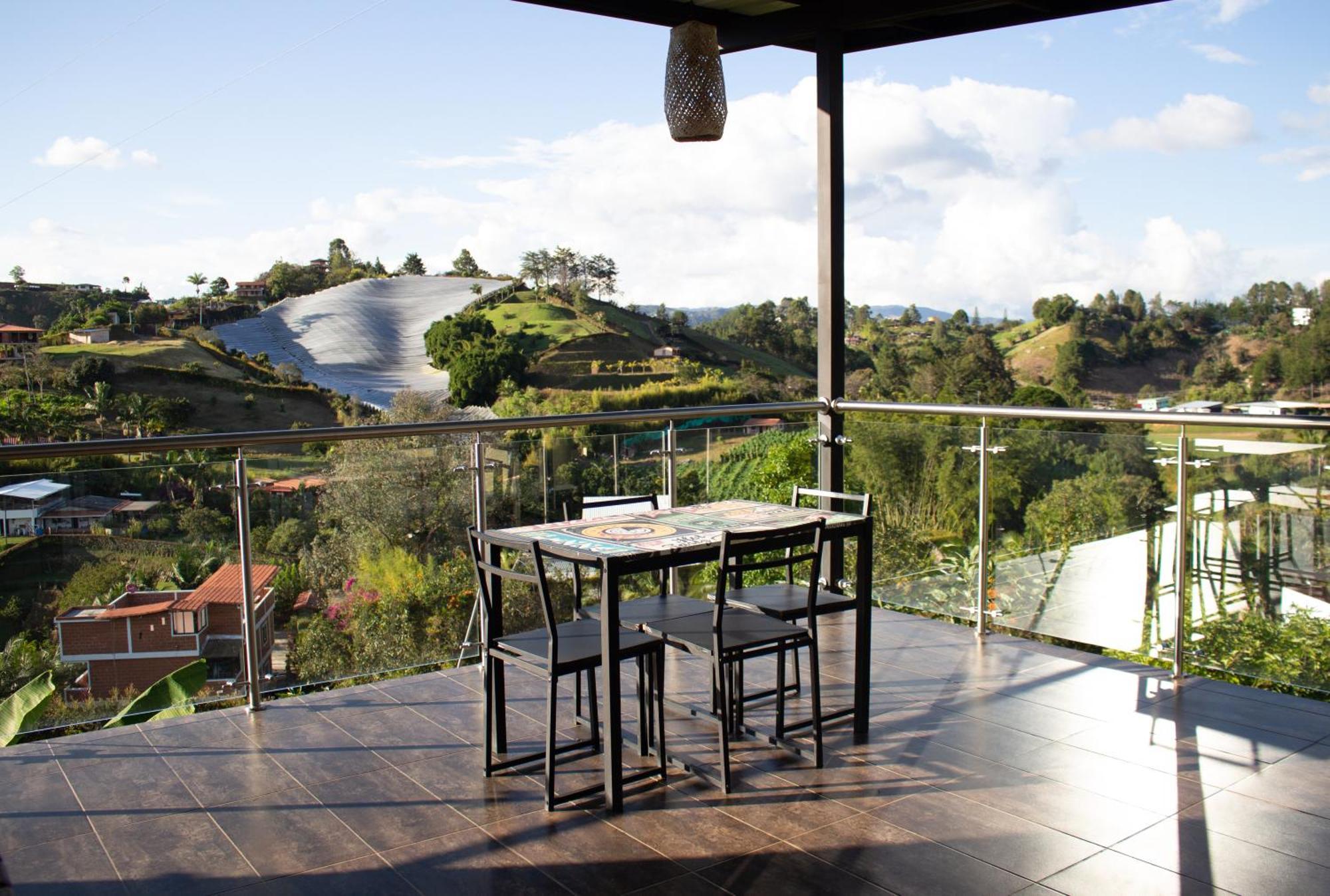 Hotel Campestre Alto Lindo En Guatapé Екстериор снимка